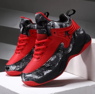 Basketbalschoenen voor jongens en meisjes