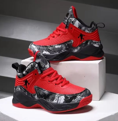 Basketbalschoenen voor jongens en meisjes